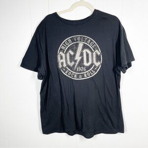 AC/DC Black High Voltage 1976 Graphic Short Sleeve Tee Extra Large